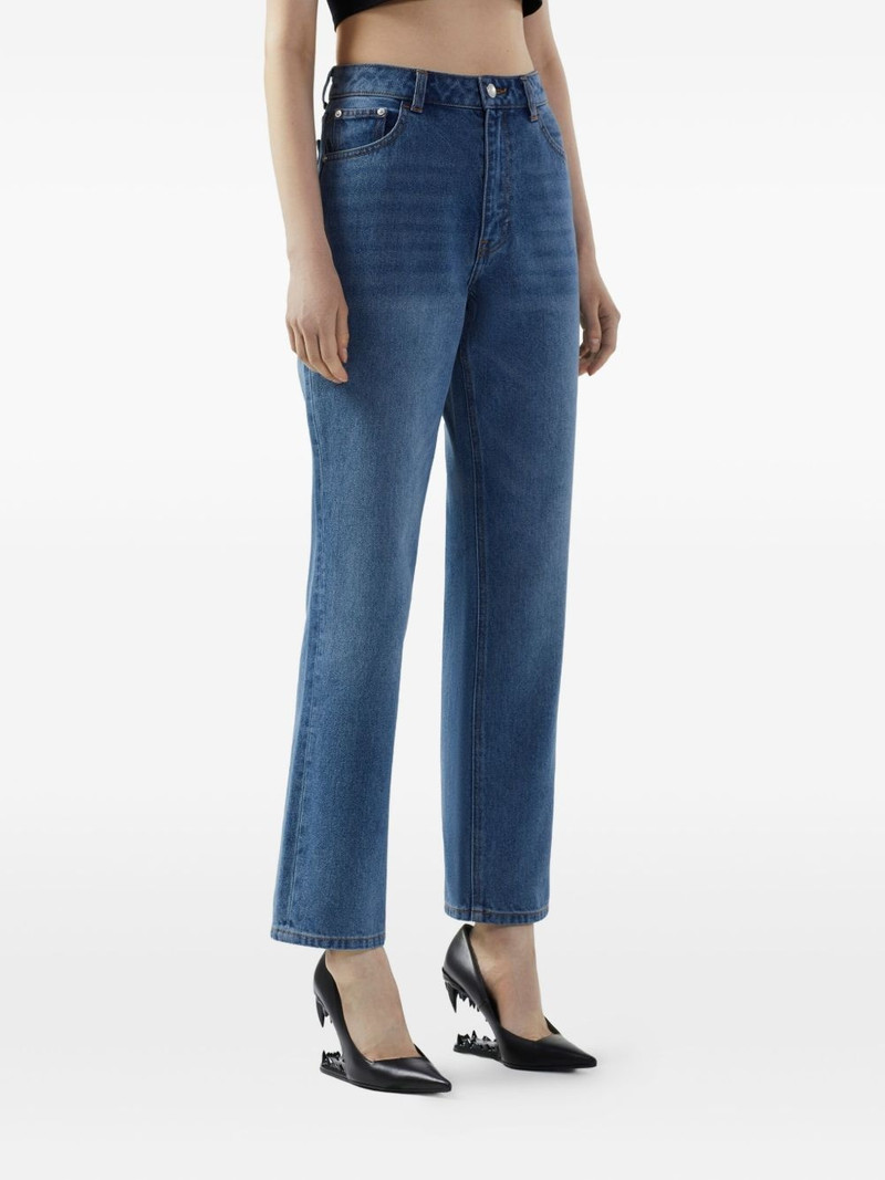 straight-leg jeans 4