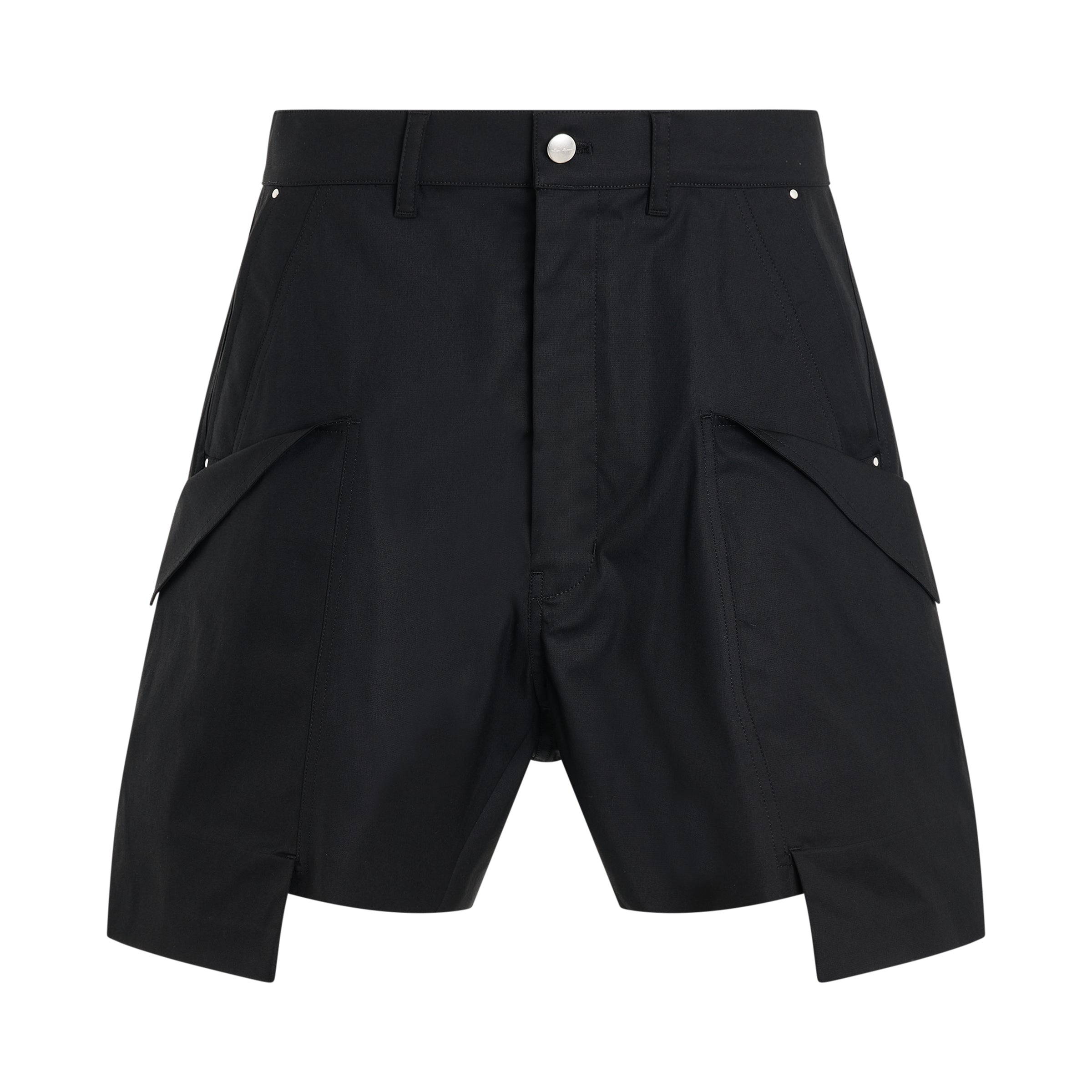 Stefan Cargo Shorts in Black - 1