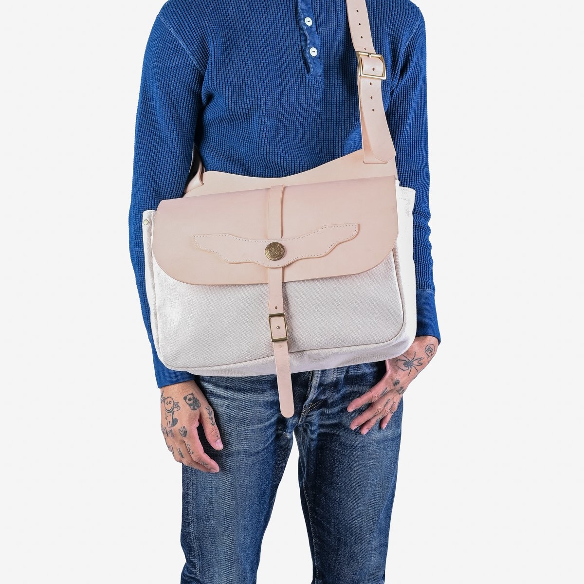 OGL-9981-SADDLE-WHT Obbi Good Label Heavy Canvas Saddle Bag with Leather Flap - 2