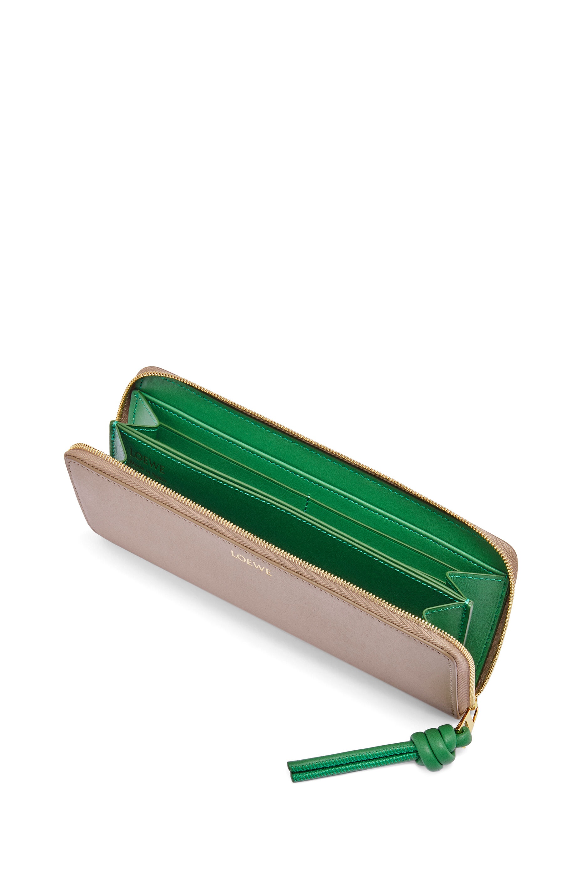 Knot zip around wallet in shiny nappa calfskin - 2