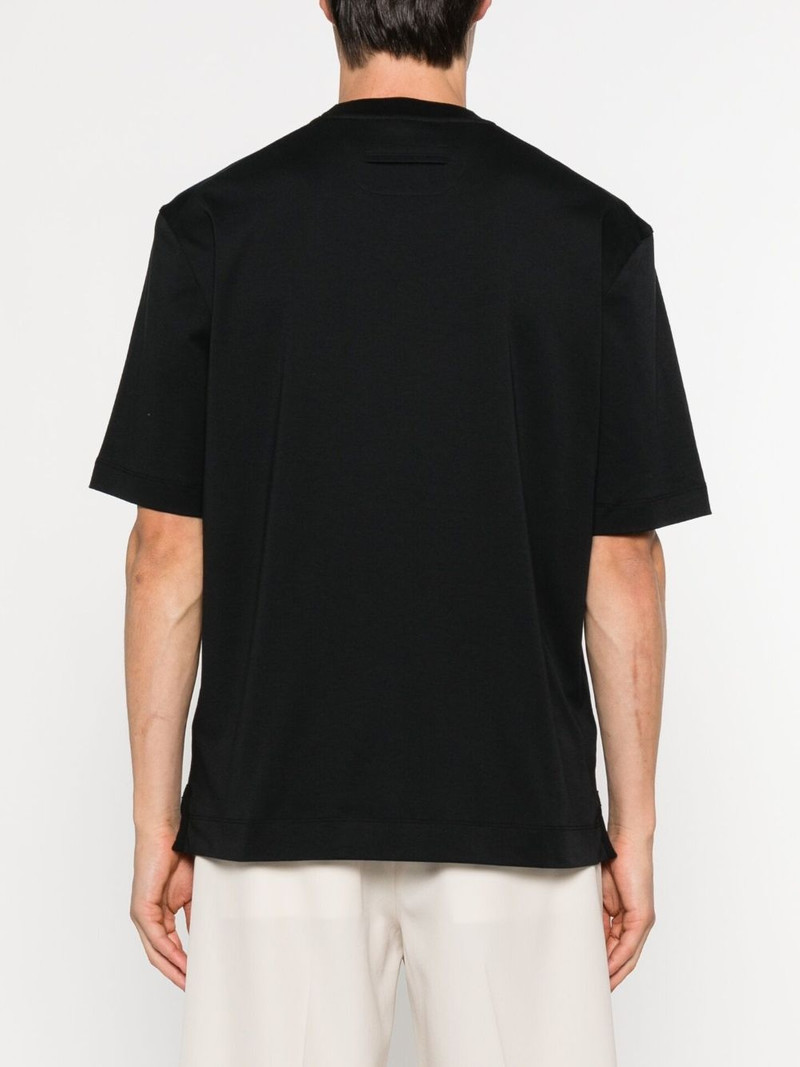 crew-neck short-sleeve t-shirt 3