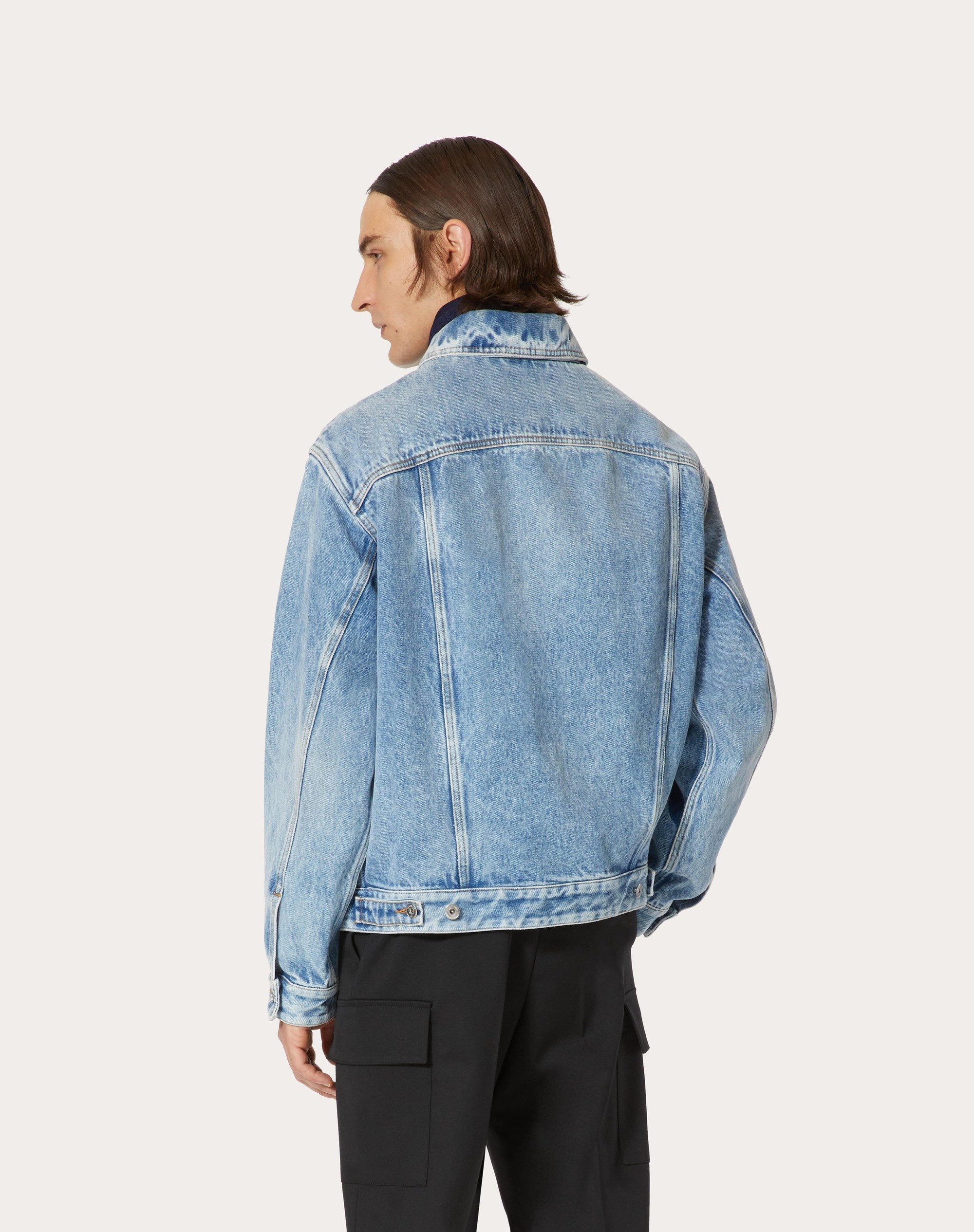 DENIM JACKET WITH VLOGO SIGNATURE PRINT - 4