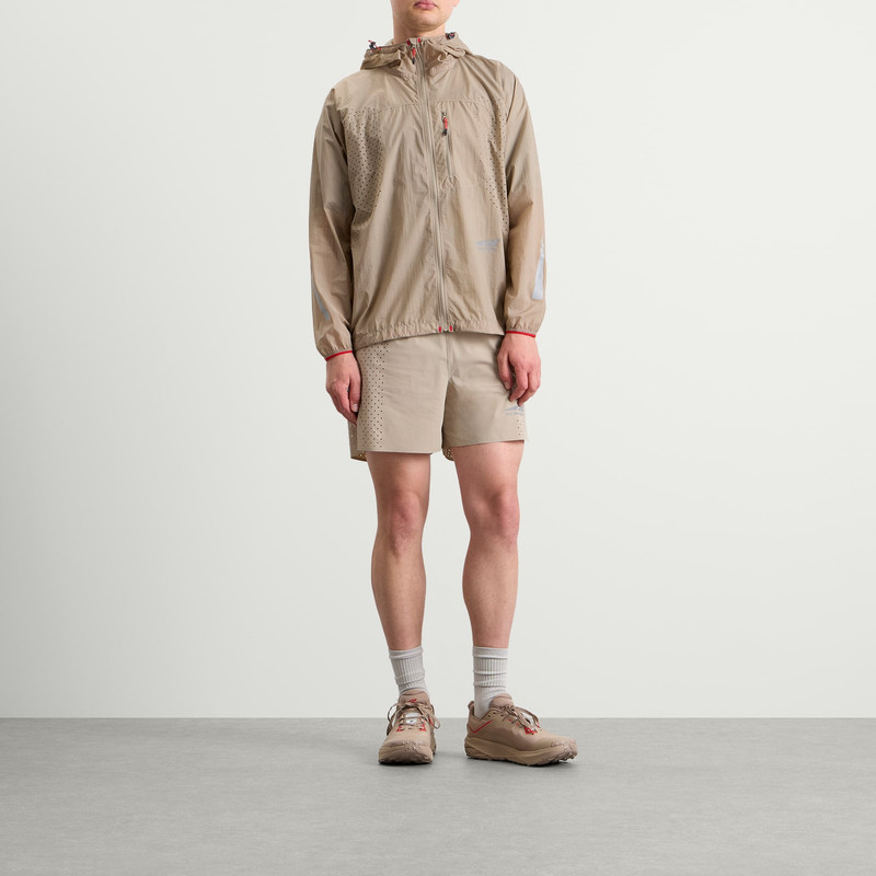 and Wander and wander x Altra Ventilation Wind Jacket outlook
