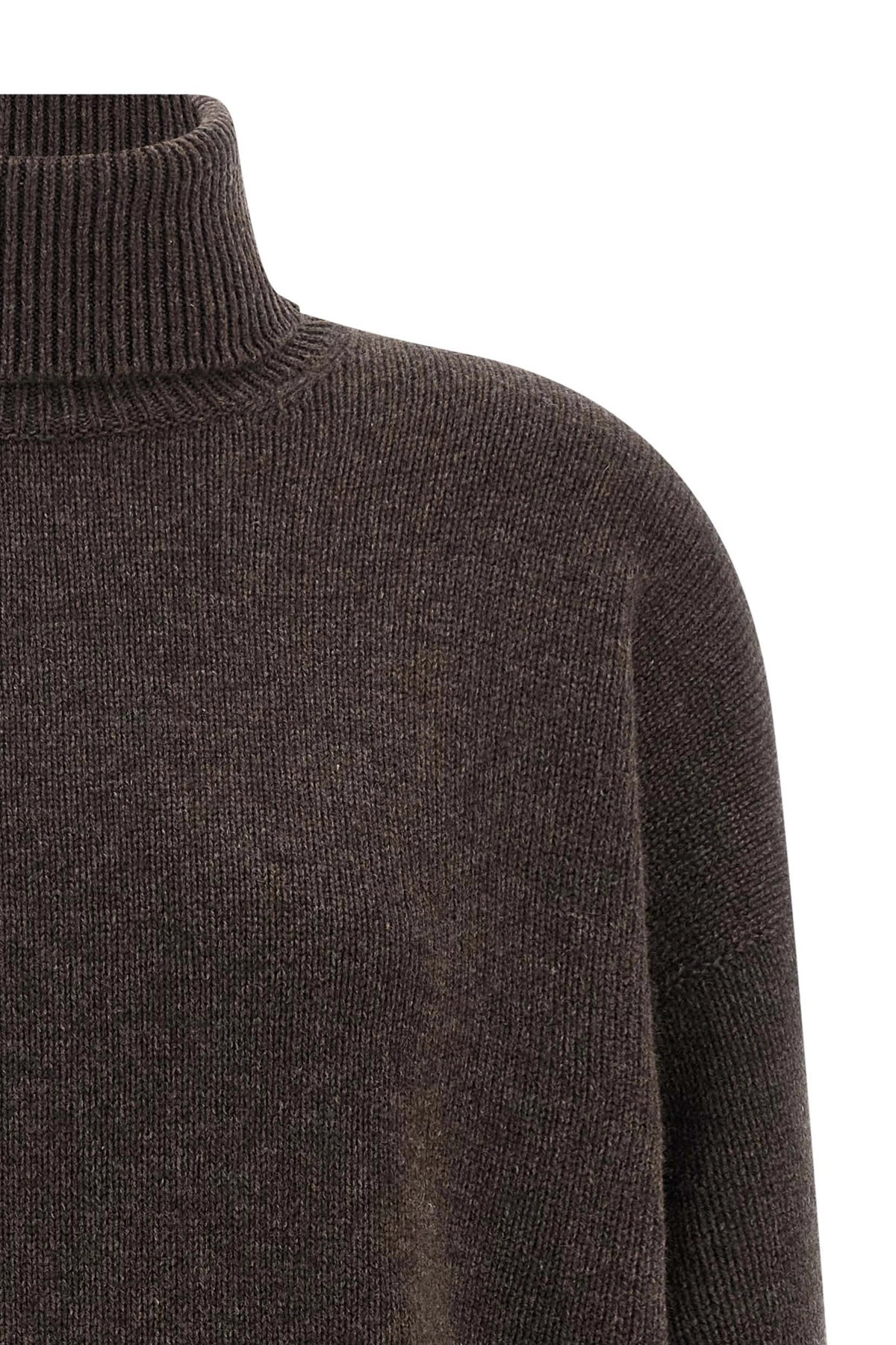 High neck sweater - 3