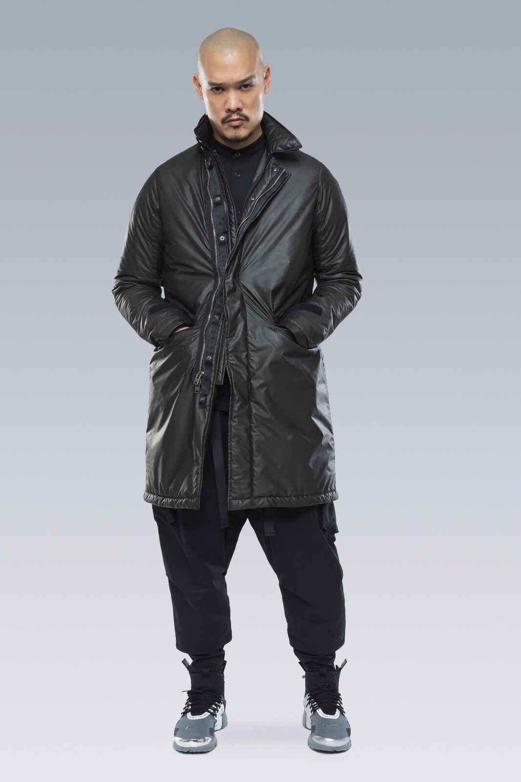 J46-FO 2L Gore-Tex Infinium™ Climashield® Coat Black - 7