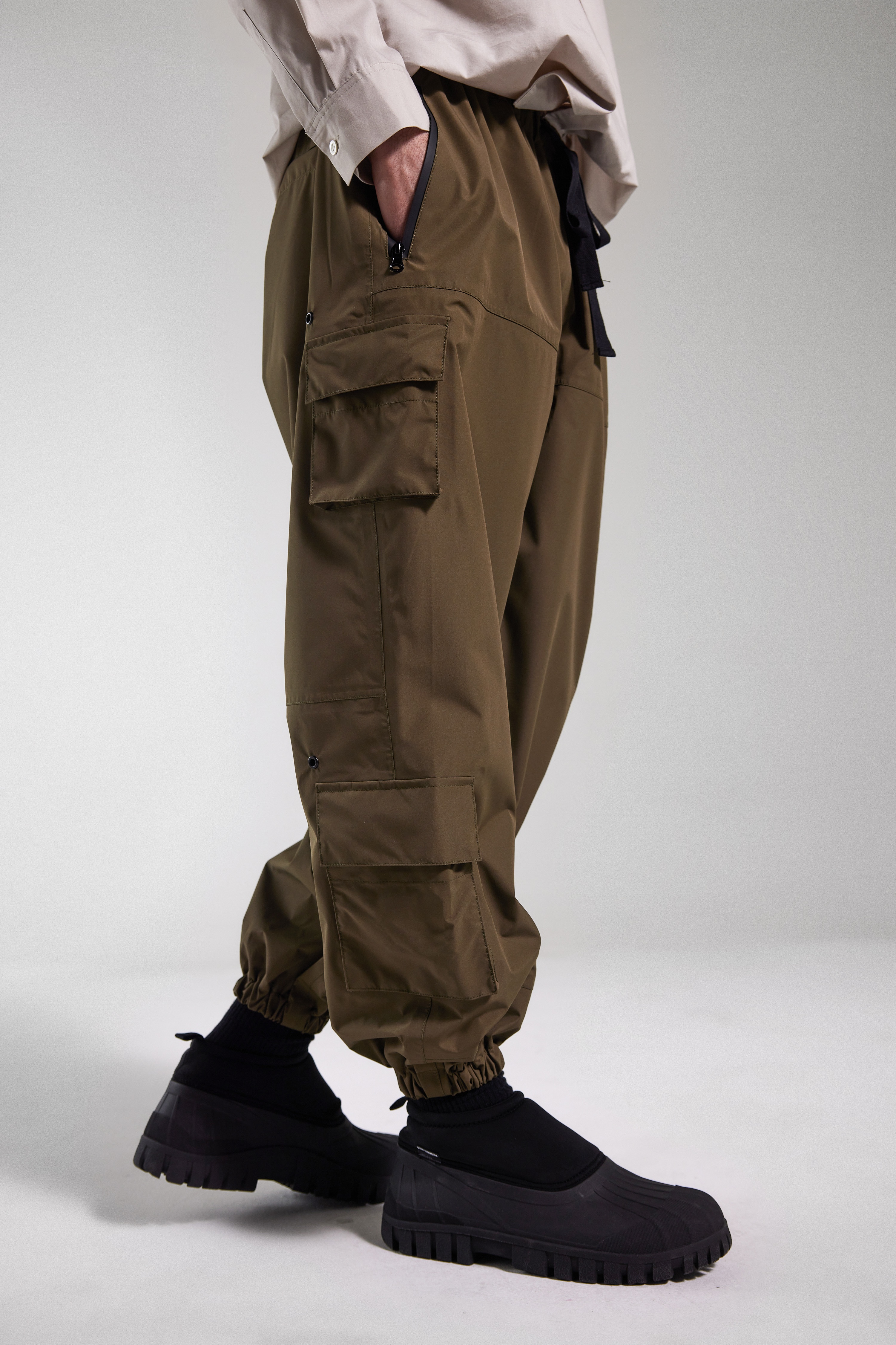 Kvala Lightweight Trousers Green - 2