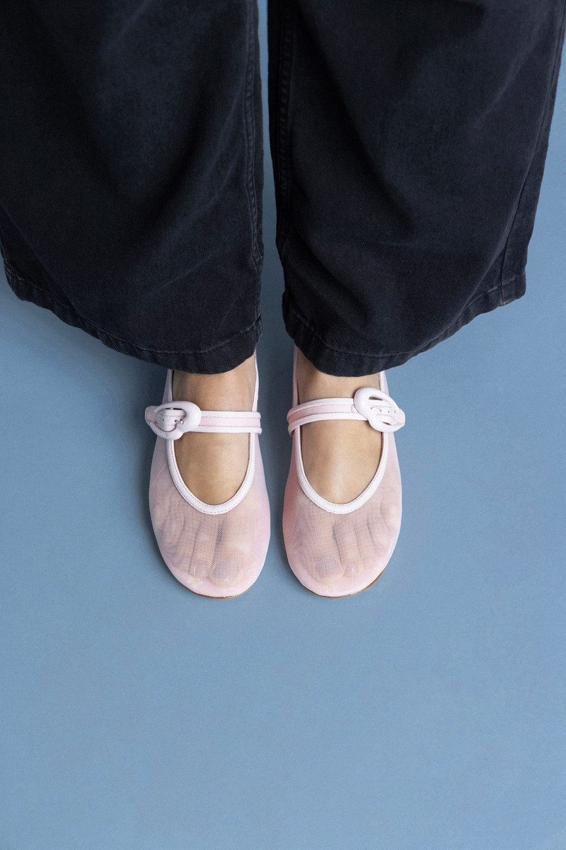 Verona Mesh Ballet Flat In Strawberry Cream Mesh and Leather 3