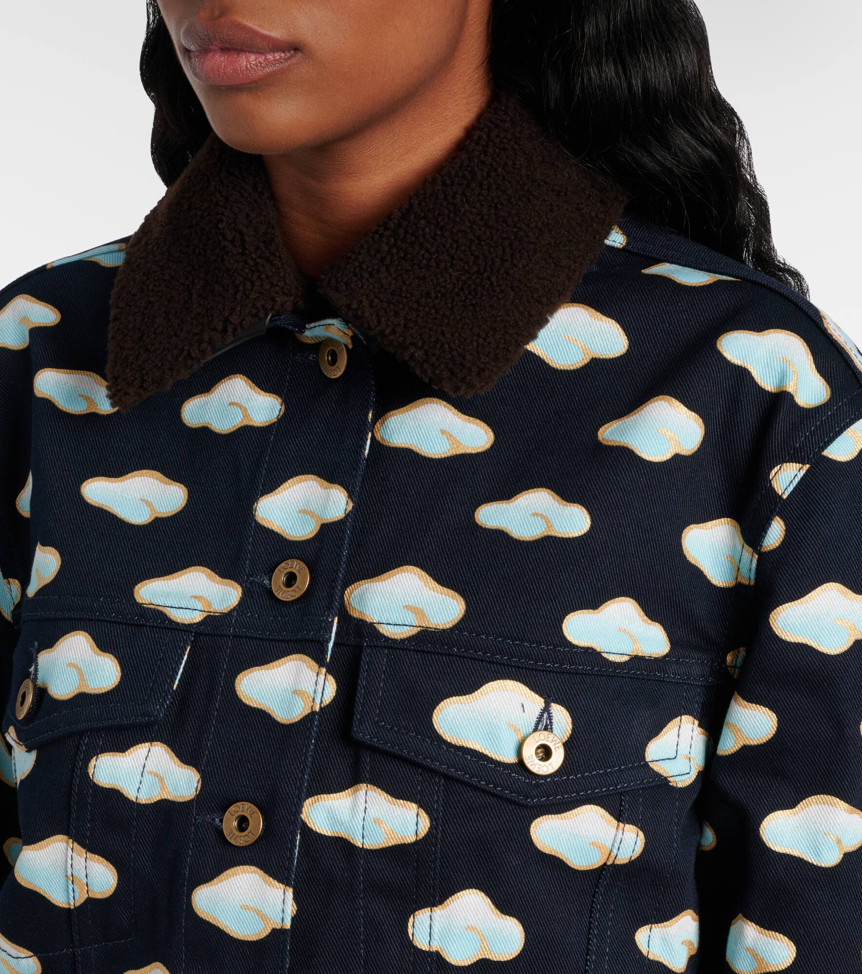 Printed shearling-trimmed denim jacket - 4