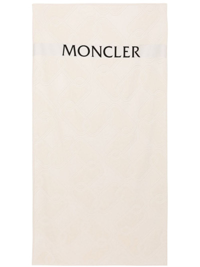 Moncler logo-jacquard beach towel outlook