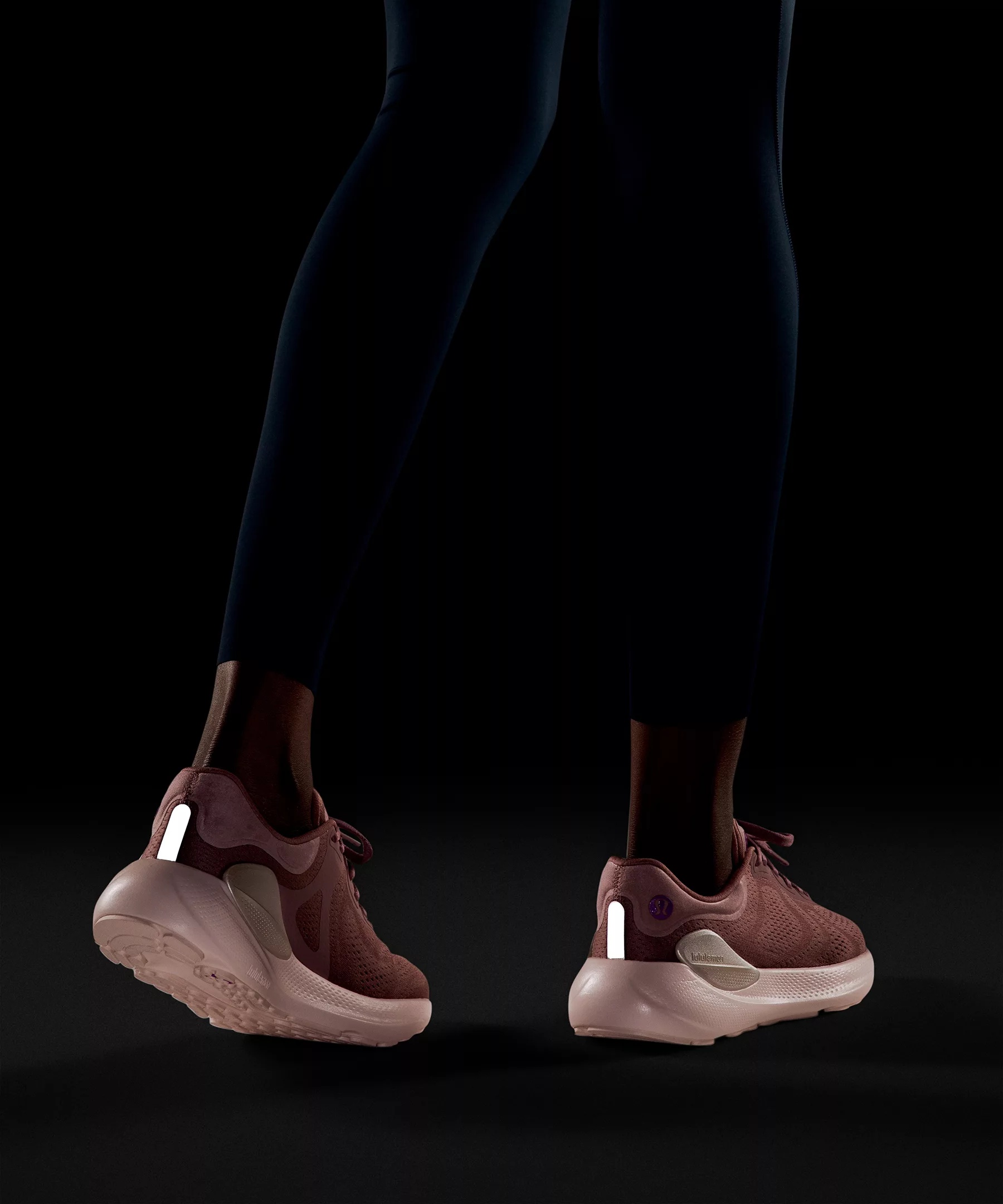 Women's Beyondfeel Running Shoe - 10