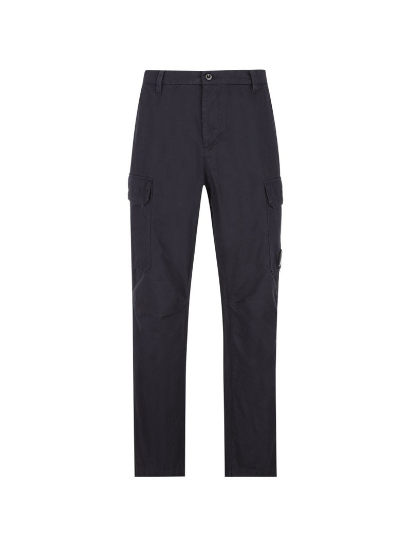 cargo-pocket trousers 1