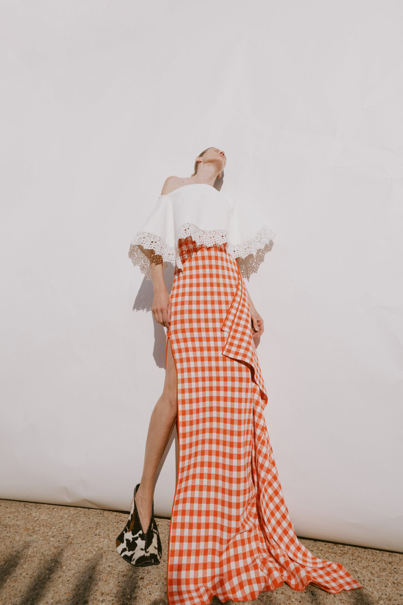 KNITTED FITTED MAXI SKIRT WITH SIDE PANEL RED WHITE GINGHAM 1