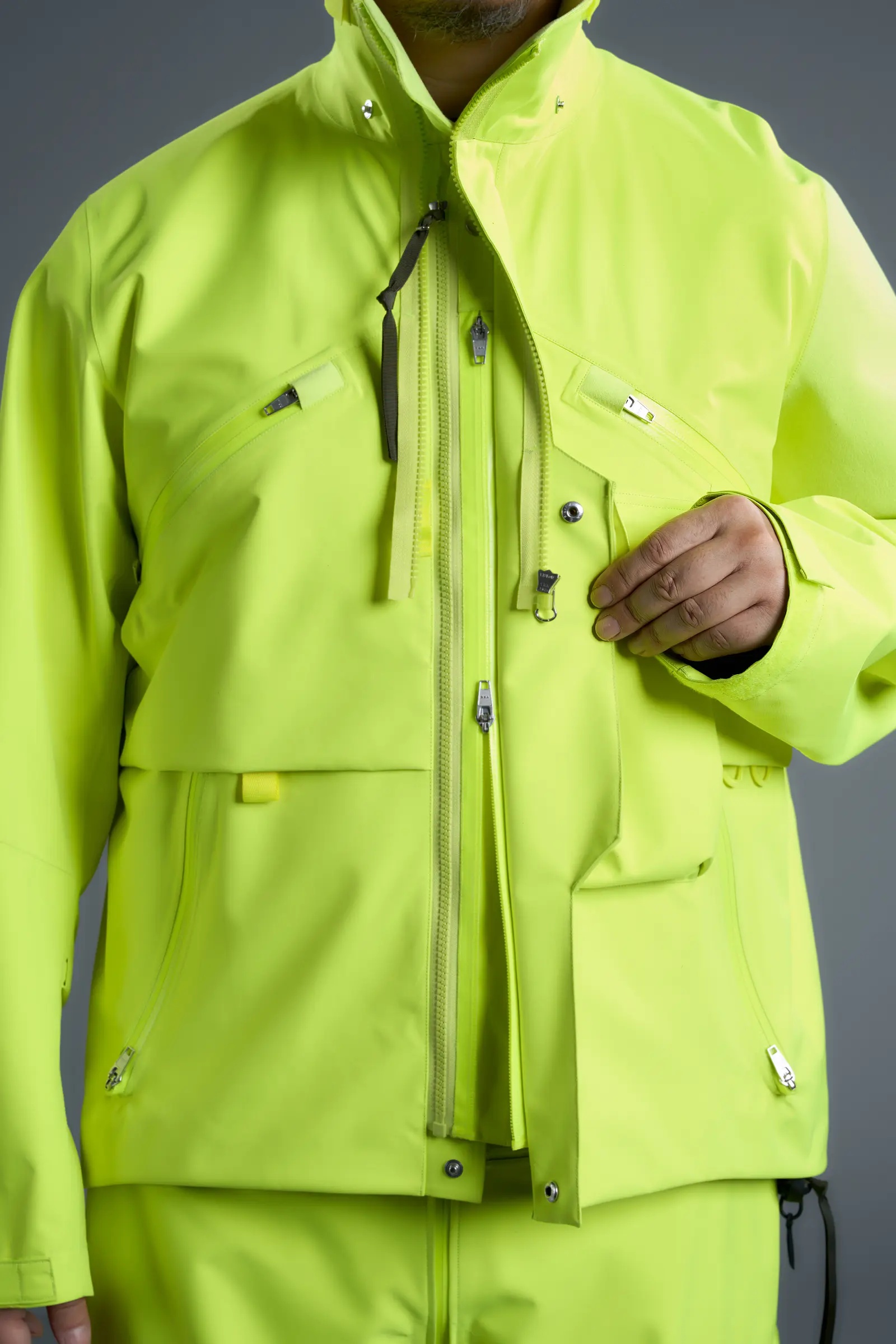 J1W-GTV 2.5L Gore-Tex Interops Jacket Hi-Vis Yellow - 29