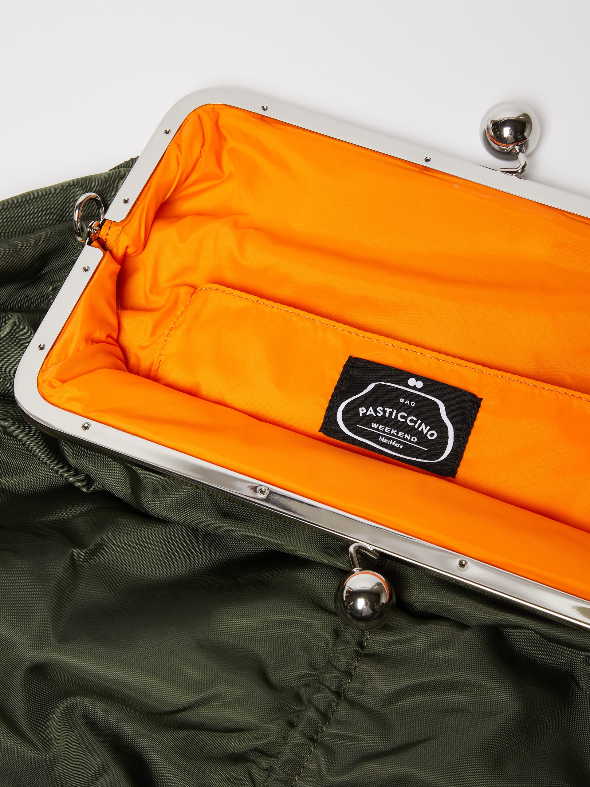 DETROIT Extra-Large water-repellent twill Pasticcino Bag - 6