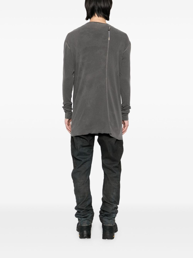 long-sleeved T-shirt 3