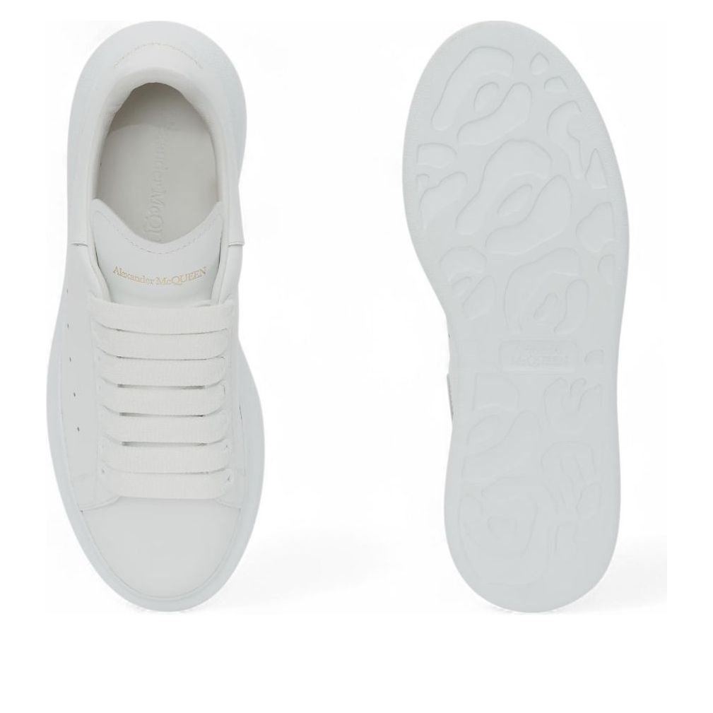 (WMNS) Alexander McQueen Oversized 'Triple White' 553770-WIEE0-9000 - 4