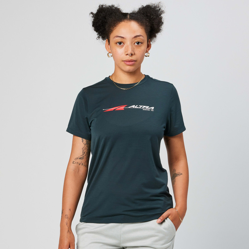 Women's Everyday Performance Short Sleeve 1