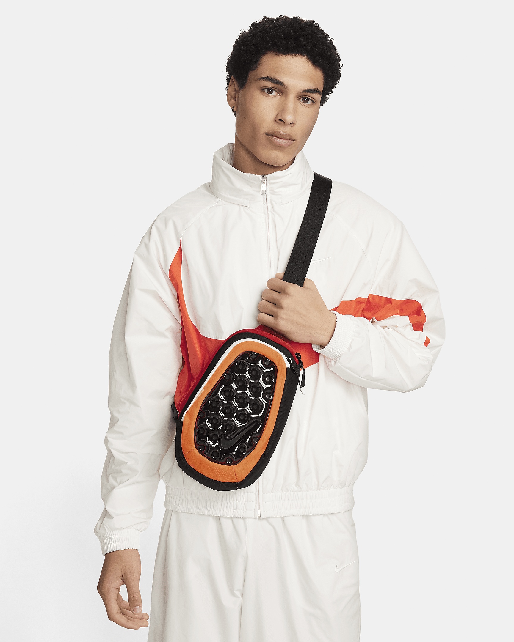 Nike Air Max Crossbody Bag (4L) - 1