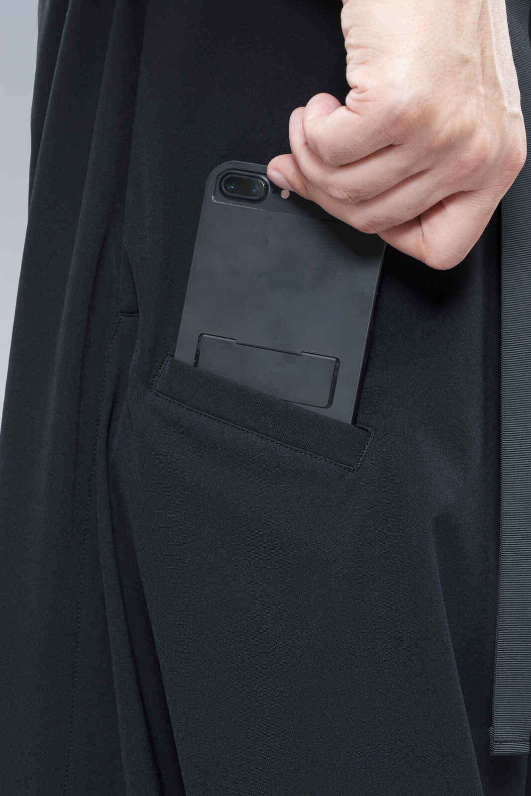 P27-DS Black - 10