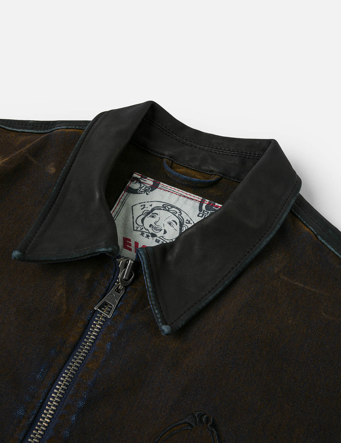 Skull and Logo Embroidery Fashion Fit Heavy Washed Denim Jacket - 8