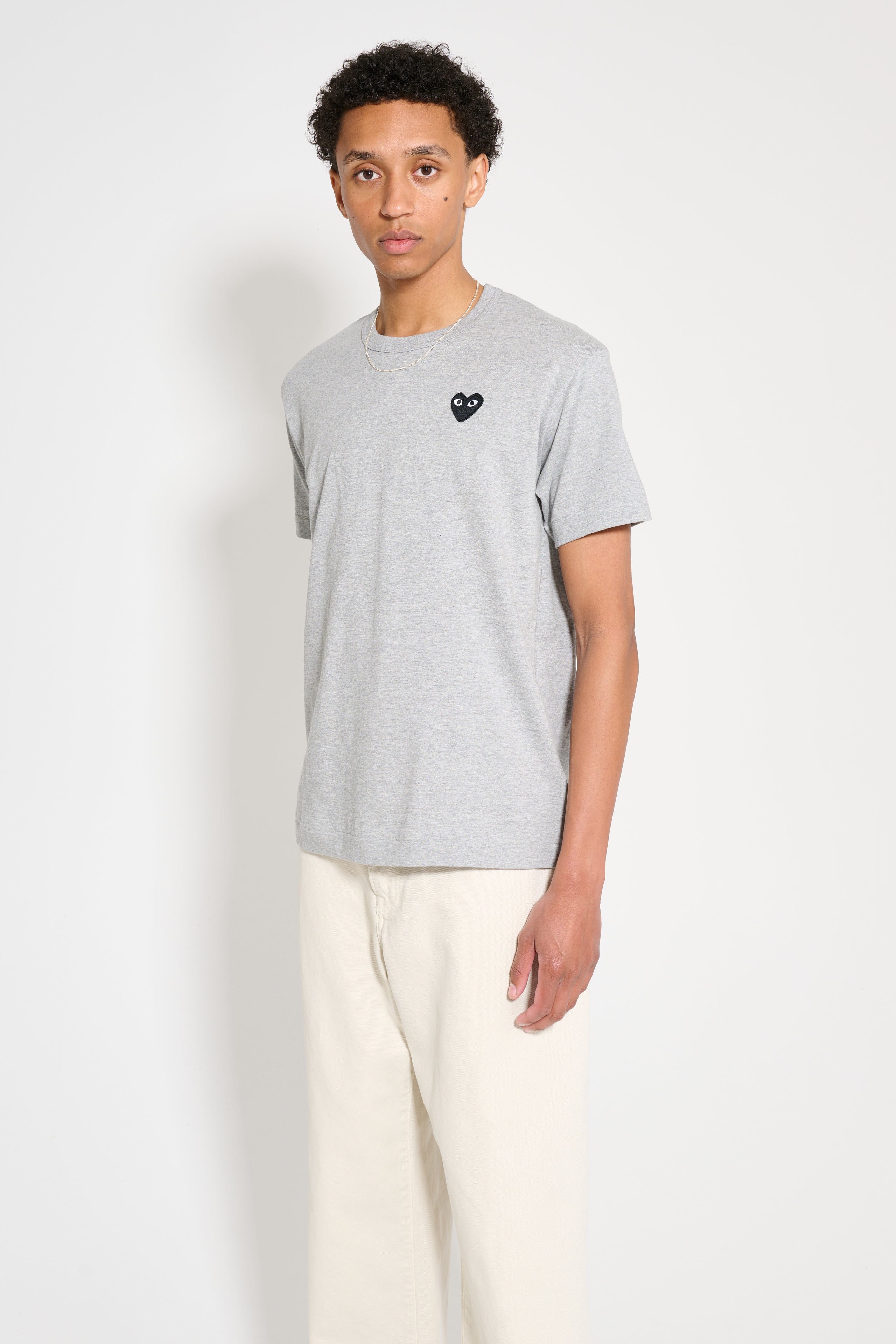 COMME DES GARÇONS PLAY SMALL HEART T-SHIRT GREY - 2
