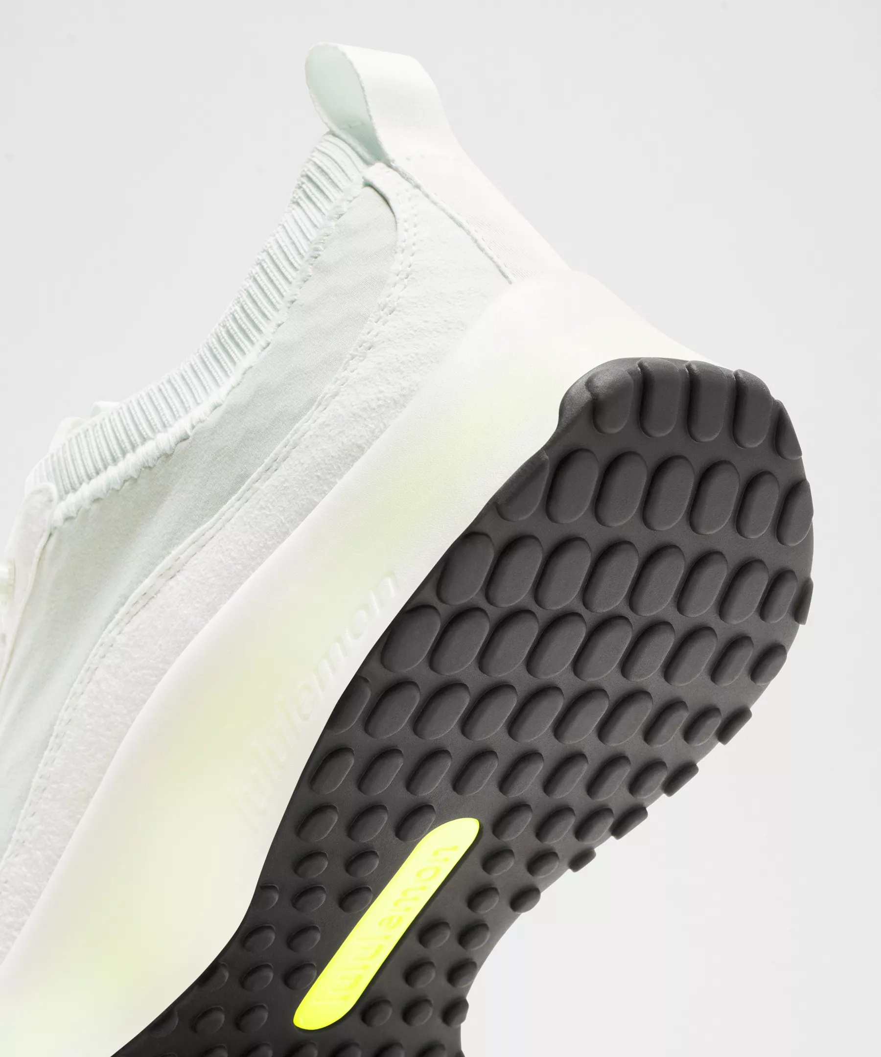 Men's CrossCity Sneaker - 9