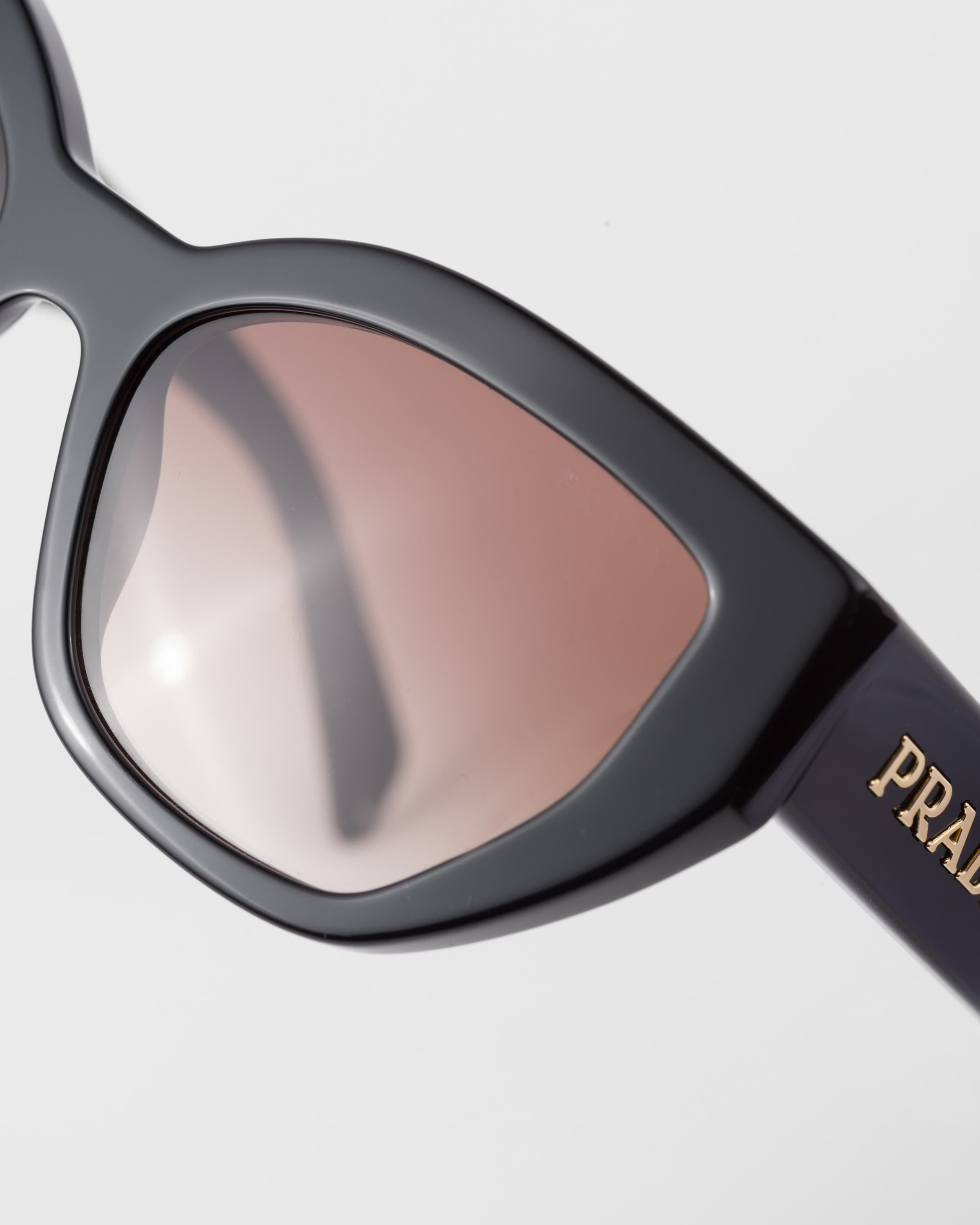 Sunglasses with Prada logo - 5