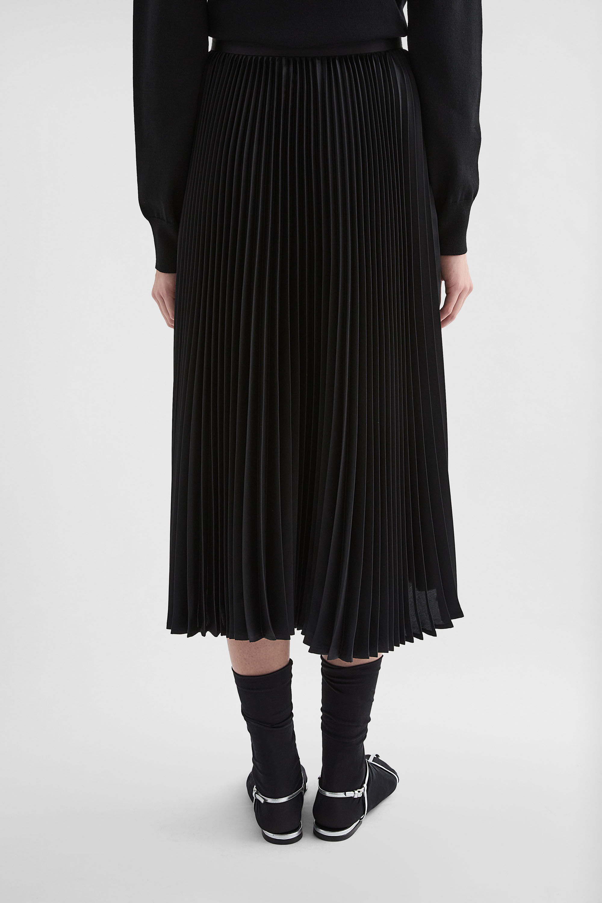 Techno Twill Pleated Skirt - 2