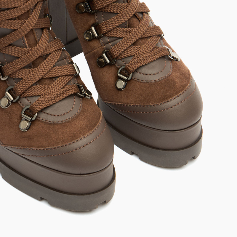 Nancy Ankle Boot 5