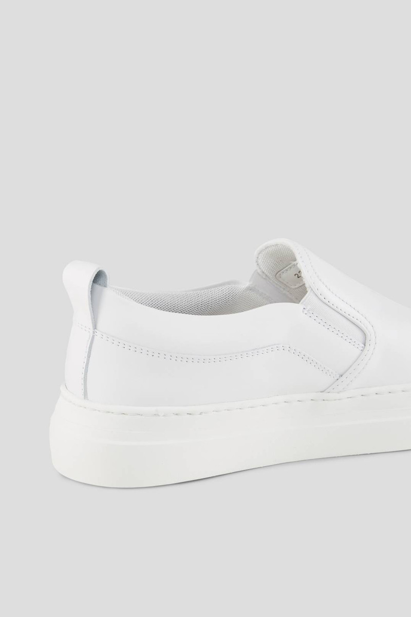 BARCELONA SLIP-ON SNEAKERS IN WHITE 7