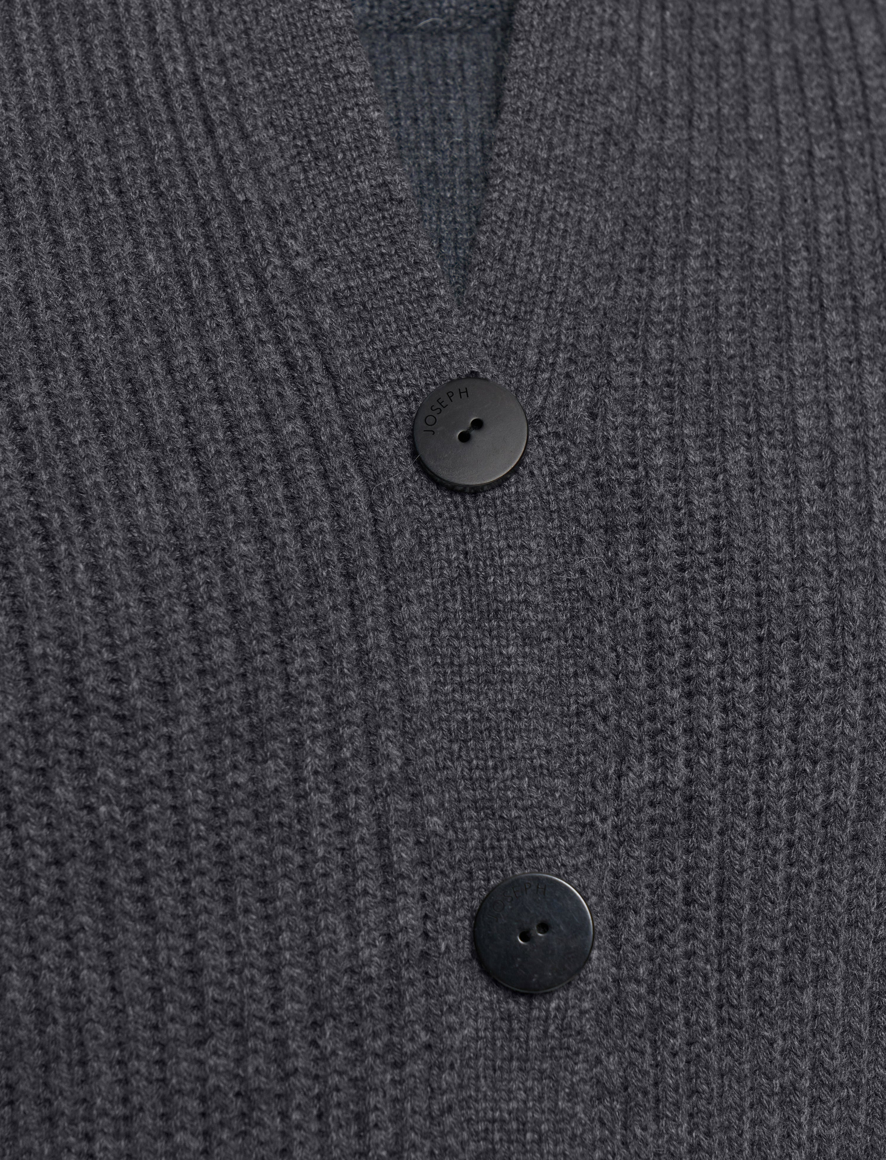 Light Cardigan Stitch Button Scarf - 4