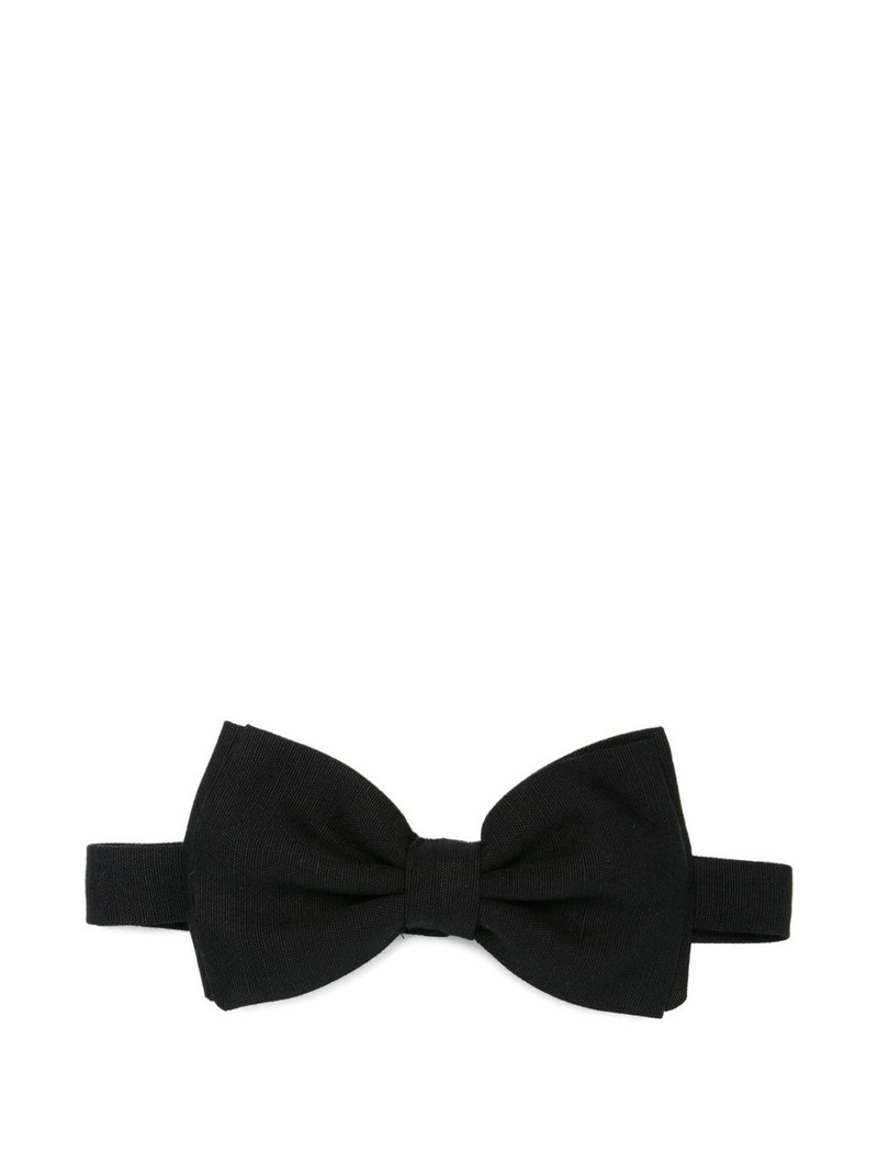 black bow tie 1