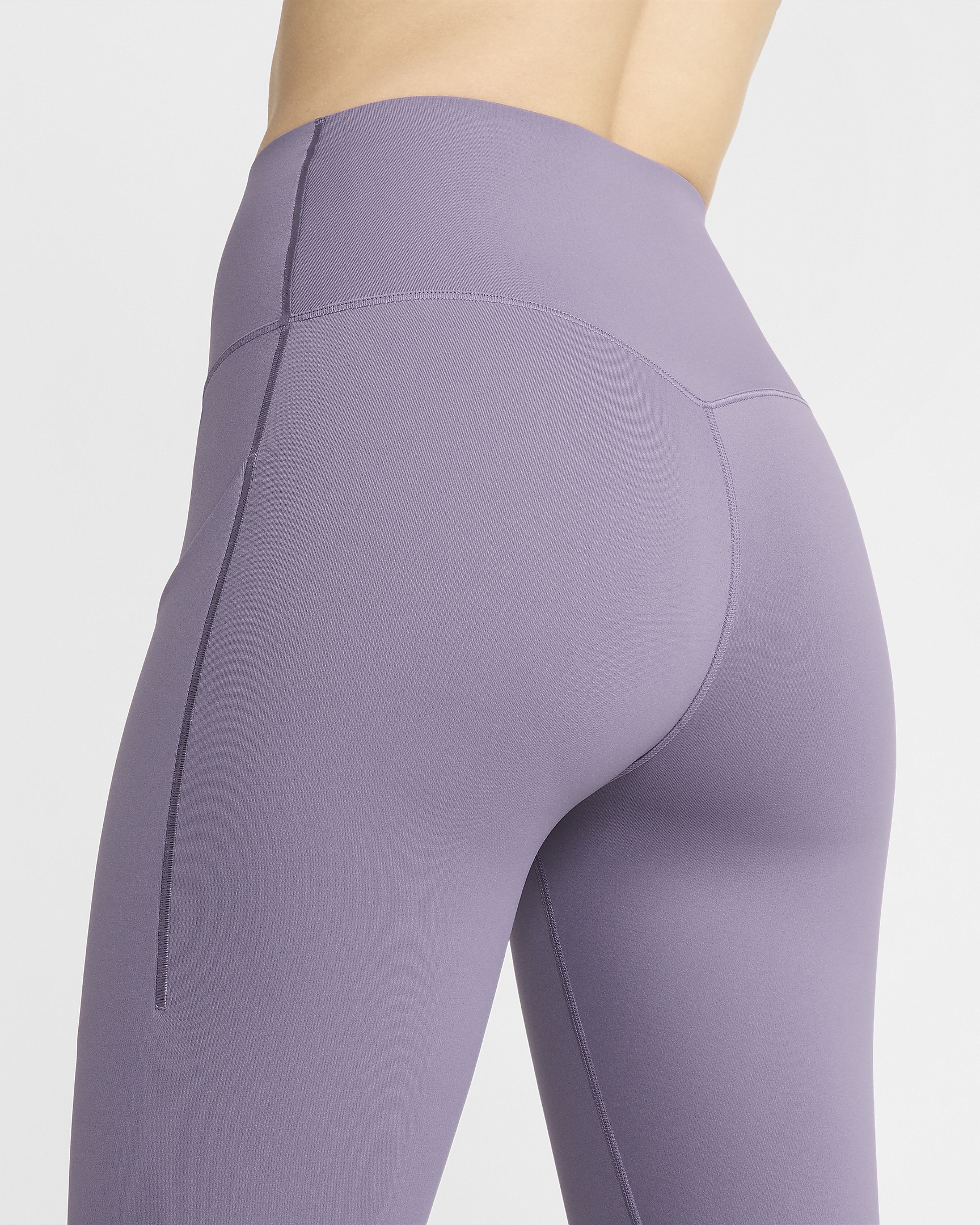 Nike Women's Universa Medium-Support High-Waisted 7/8 Leggings with Pockets - 6