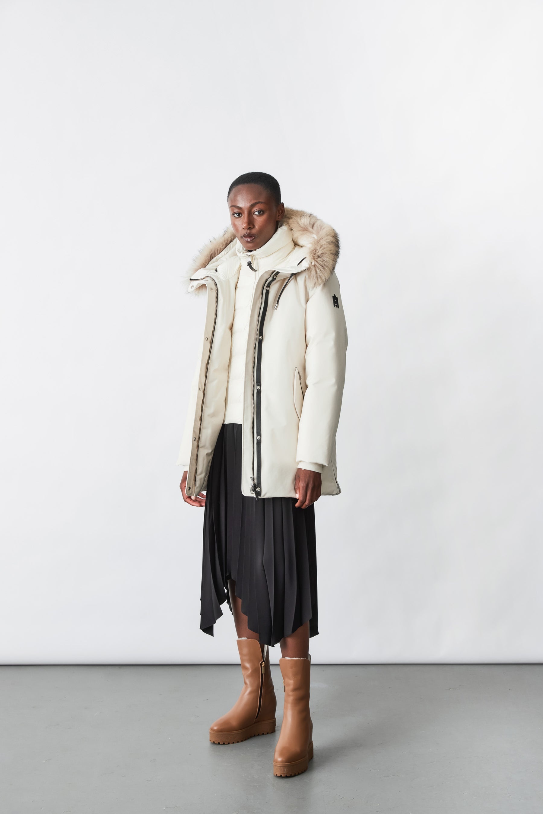 KINSLEE 2-in-1 oversized down parka with bib and natural fur - 10