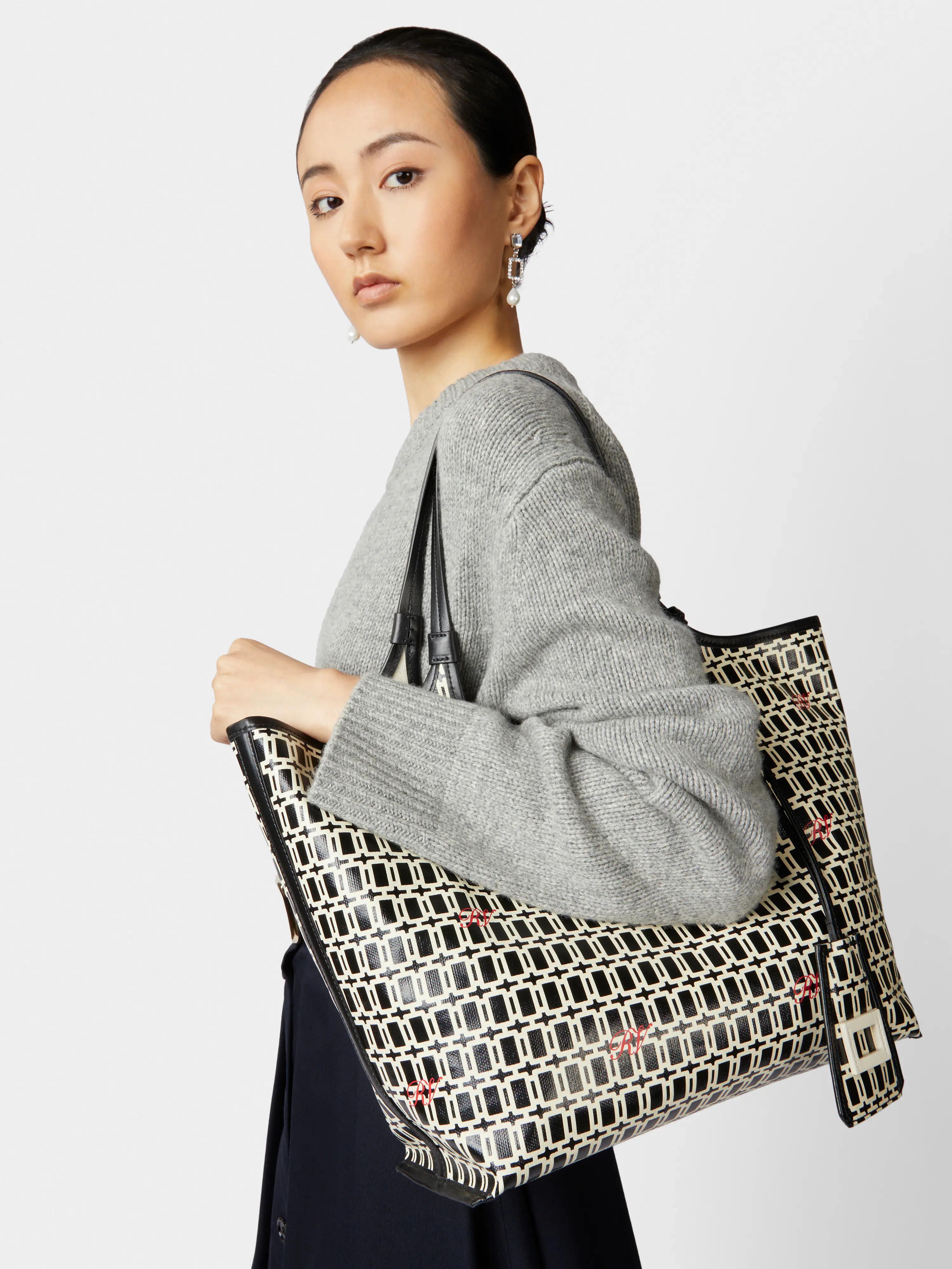 Grand Vivier Medium Shopping Bag in Fabrics - 6