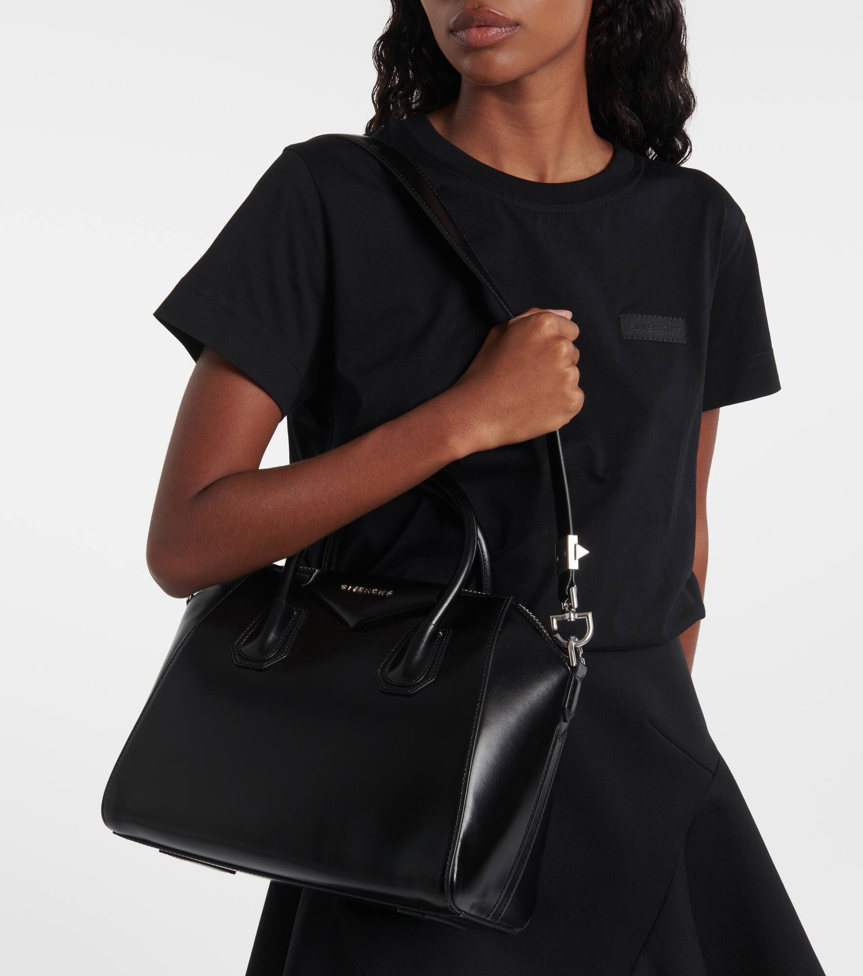 Antigona Small leather tote bag - 2