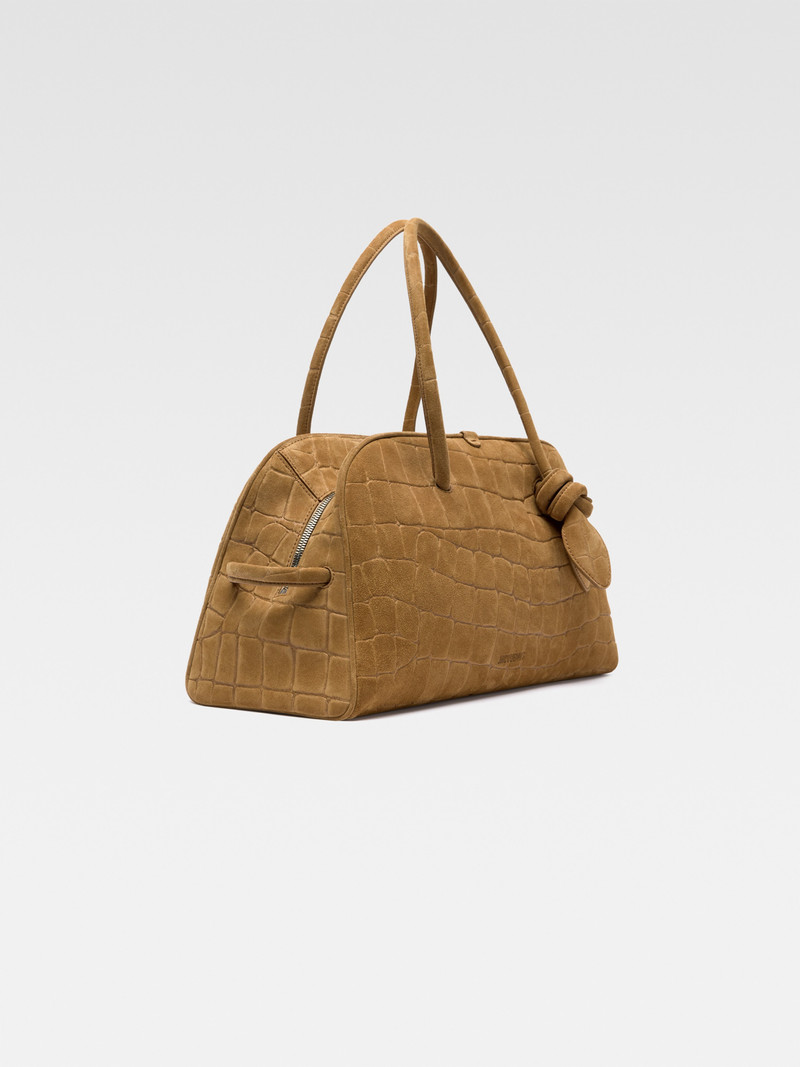 JACQUEMUS Le Turismo outlook