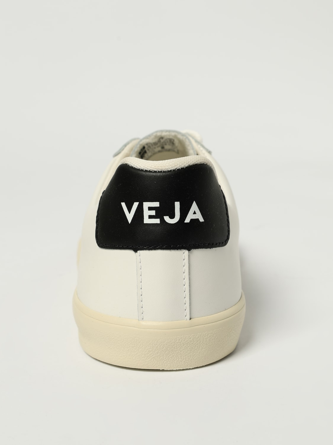 Veja men's sneakers - 4