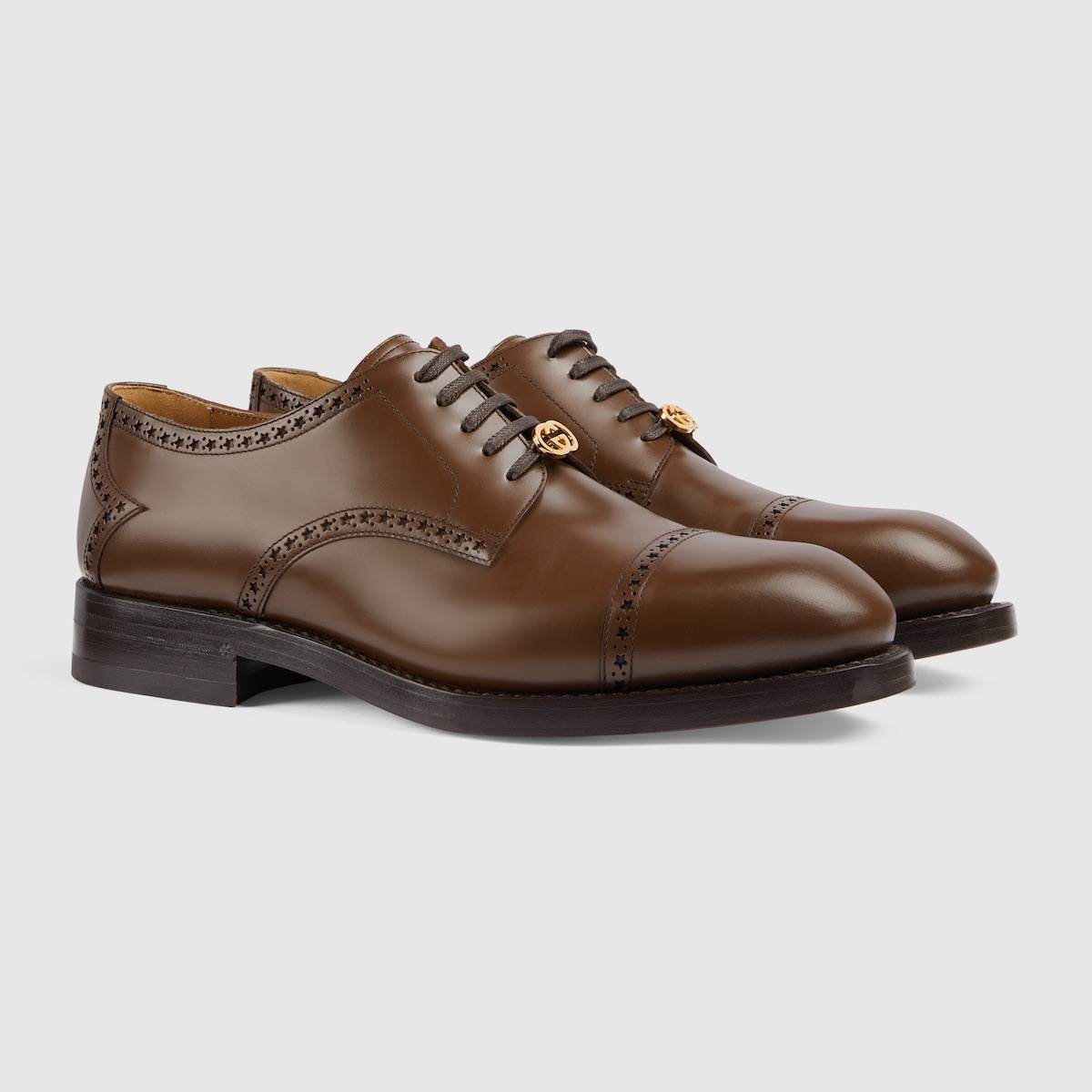 Men's lace-up shoe with brogue details - 2