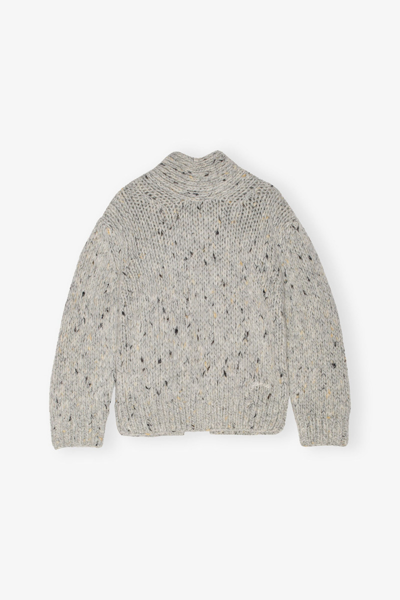 LIGHT GREY CHUNKY HANDKNIT SWEATER 1