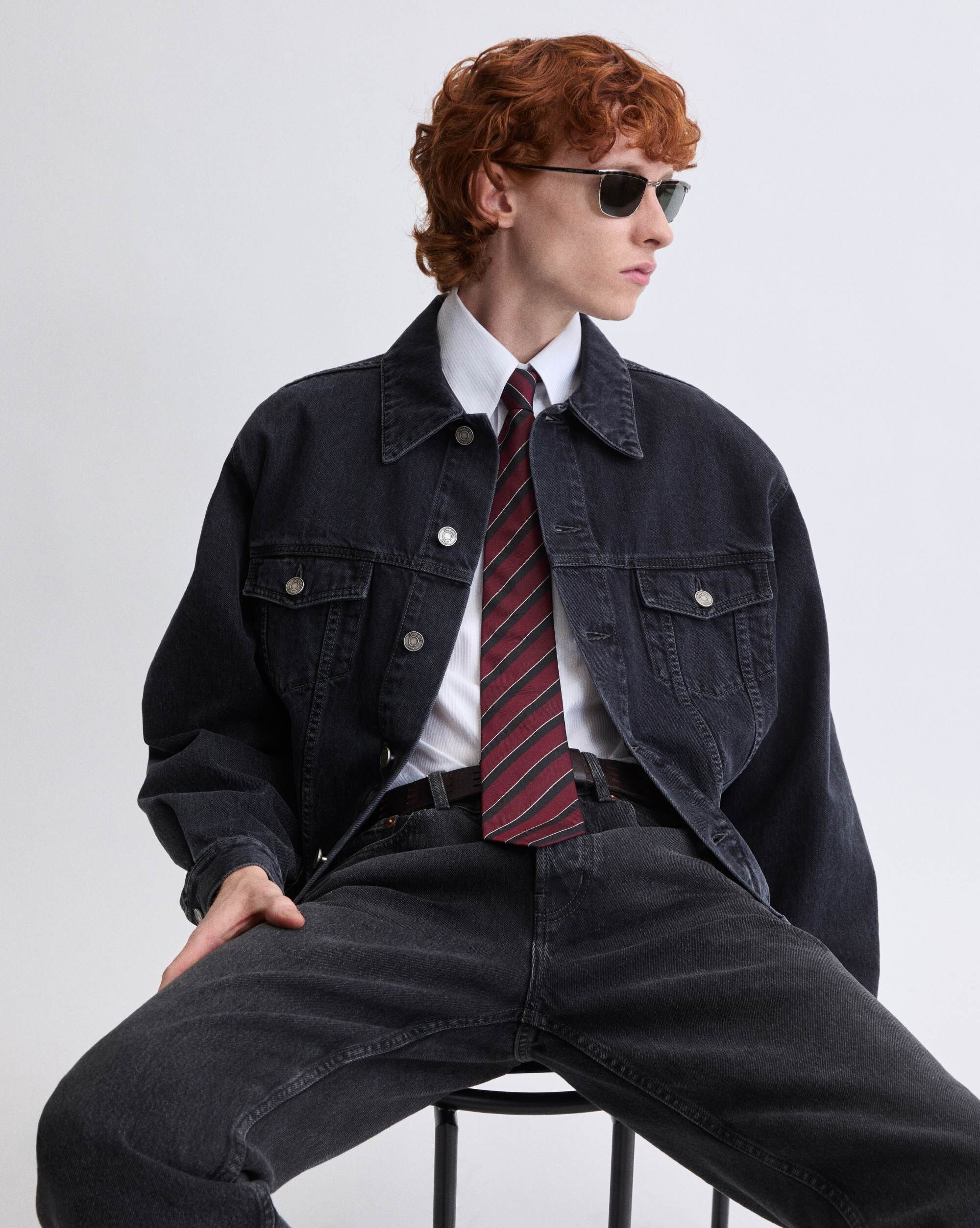 TRUCKER JACKET IN FRENCH BLACK DENIM - 2