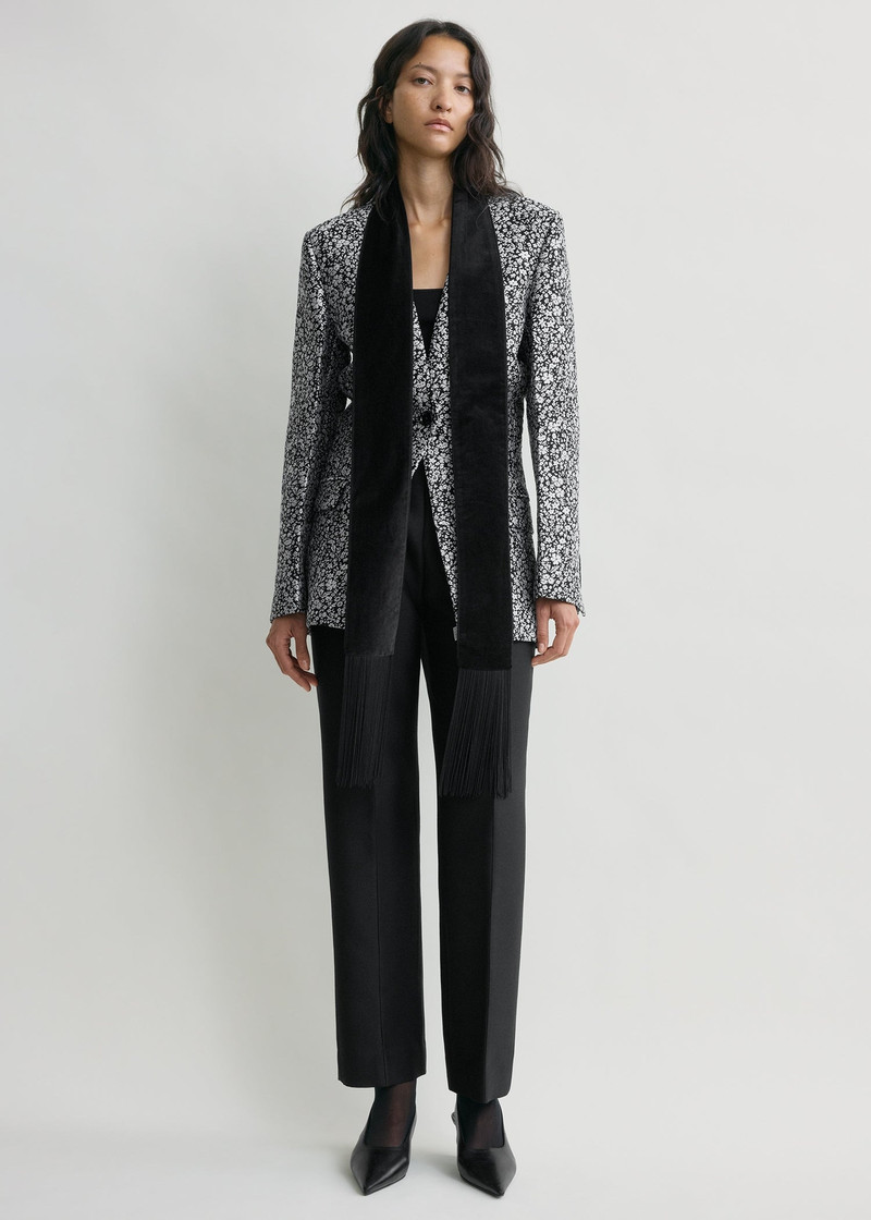 TOTEME Smoking scarf black outlook