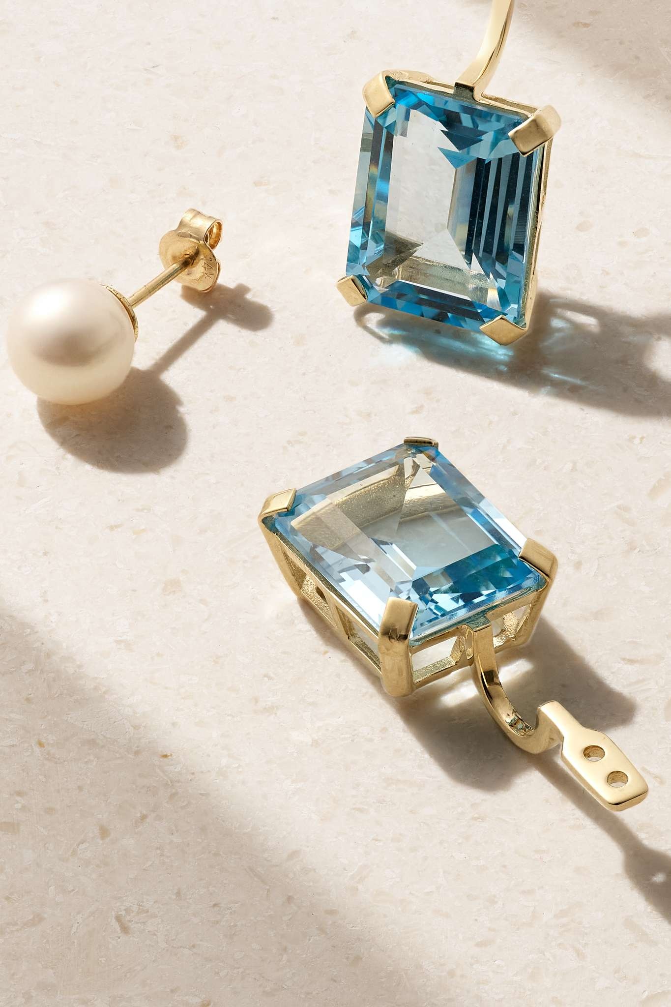 Convertible 18-karat gold, topaz and pearl earrings - 3