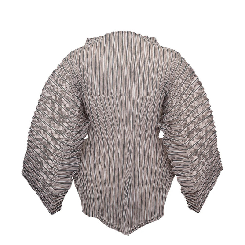 ISSEY MIYAKE Generic Stripes Hand Pleats outlook