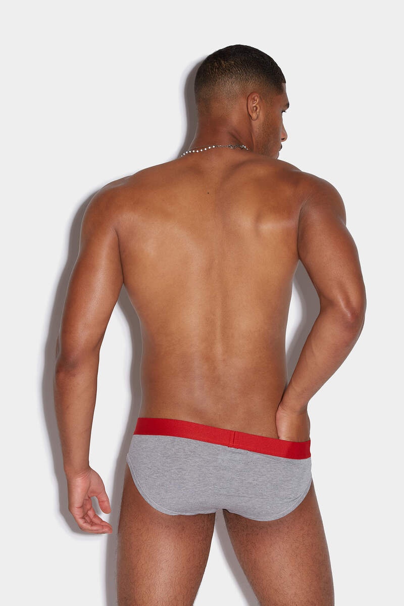 DSQUARED2 PERFORMANCE BRIEF - 2