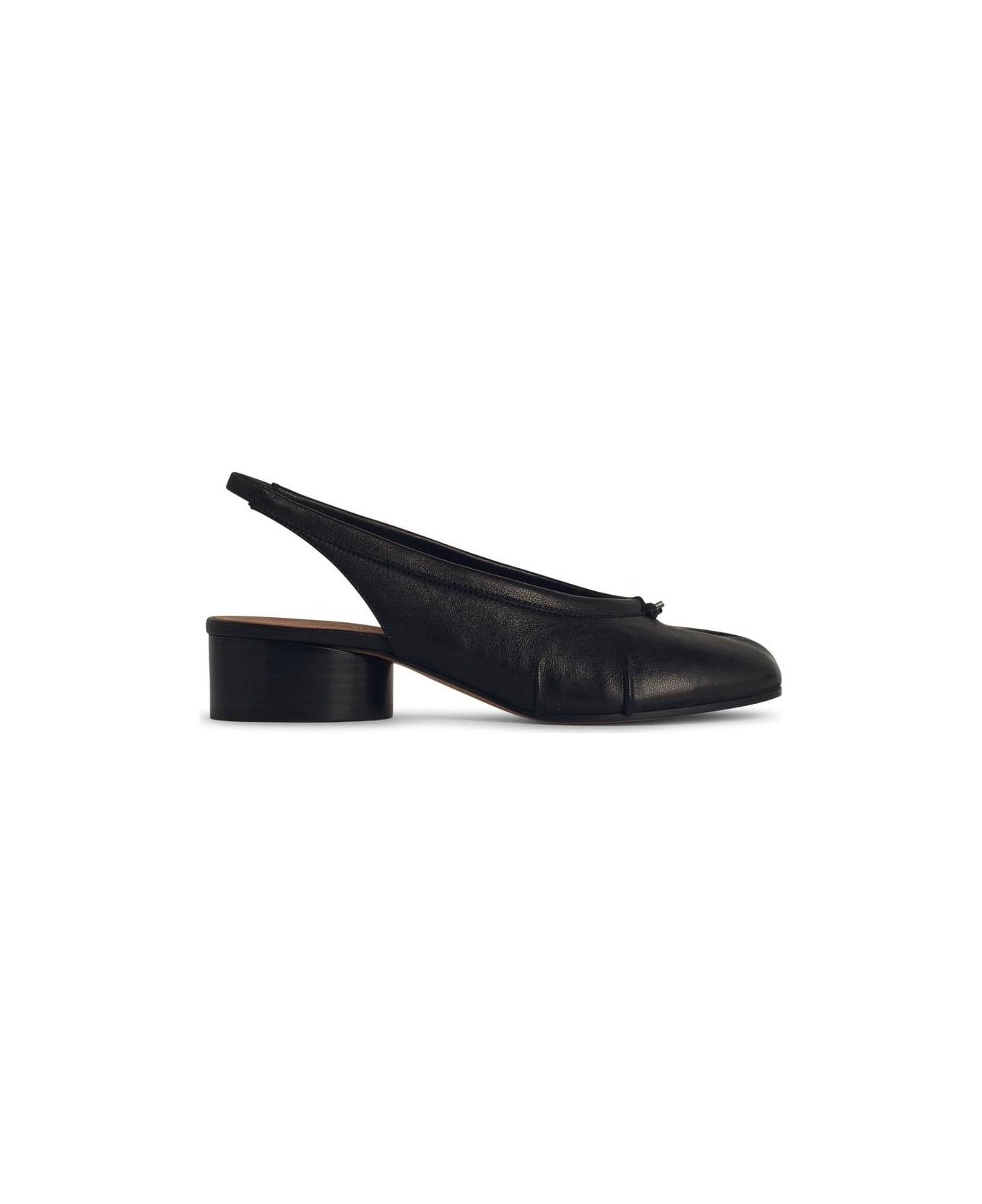 'tabi' Black Leather Ballet Flats - 1