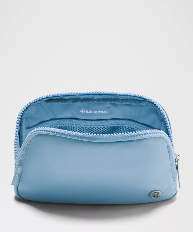 Everywhere Belt Bag 1L 5
