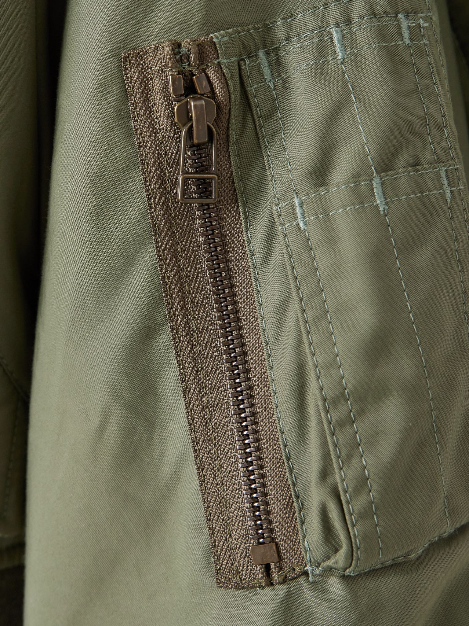 Cropped fleece-trimmed padded cotton-blend shell bomber jacket Sage green - 5