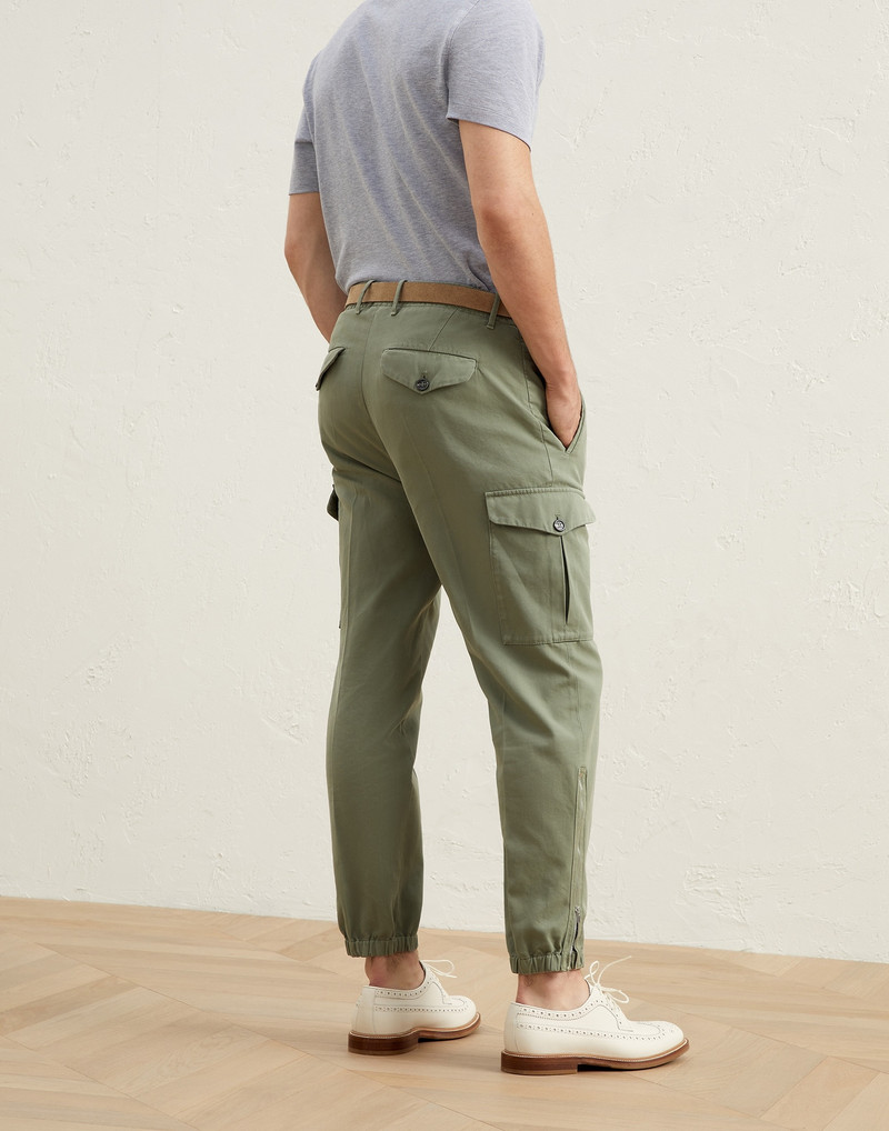 Garment-dyed ergonomic fit trousers in twisted cotton gabardine with pleats, cargo pockets and zippe 2