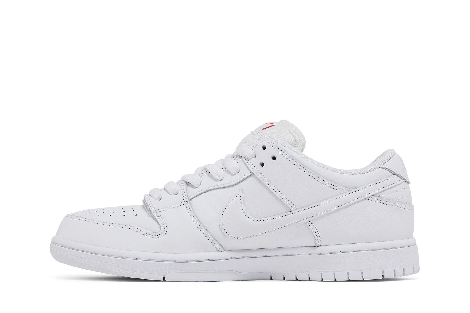 Dunk Low Pro SB 'Triple White' - 3